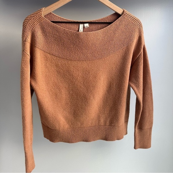Anthropologie Moth Raspail Boatneck Camel Tan Sweater XS - Picture 4 of 9